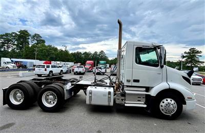 2019 Volvo VNR