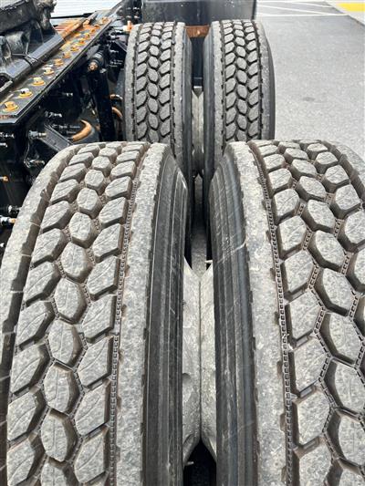 2019 Volvo VNR