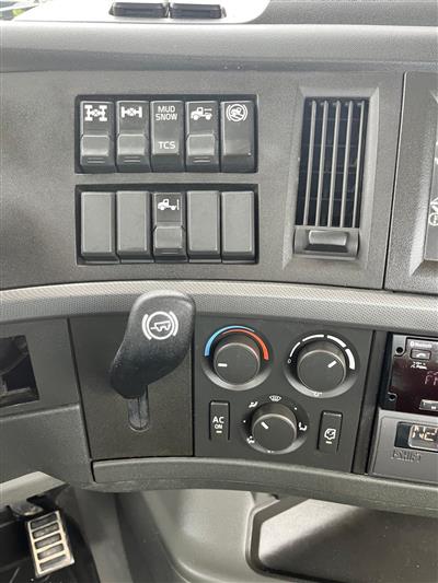 2019 Volvo VNR