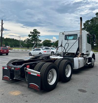 2019 Volvo VNR