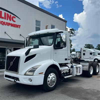 2019 Volvo VNR