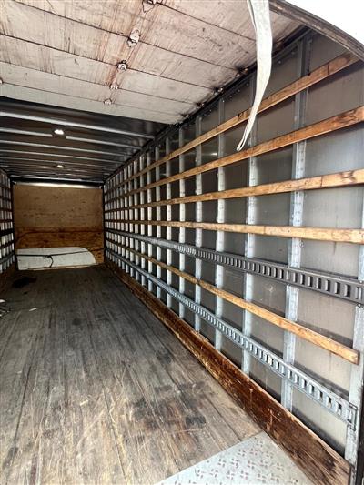 2019 International 4300 26' Box Truck