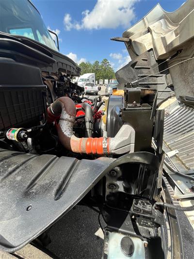 2019 International 4300 26' Box Truck