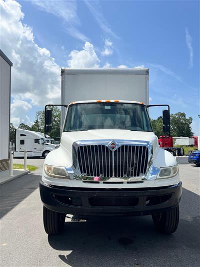 2019 International 4300 26' Box Truck