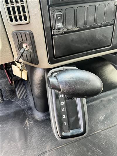 2019 International 4300 26' Box Truck