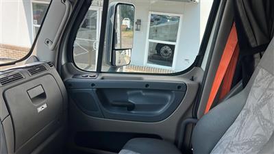 2019 Freightliner Cascadia 125