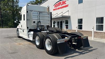 2019 Freightliner Cascadia 125