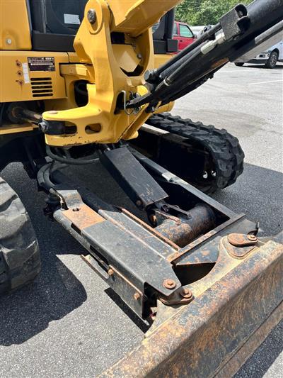 2013 Caterpillar 303.5 MINI EXCAVATOR