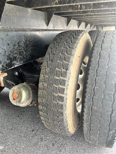 2004 Sterling L9500