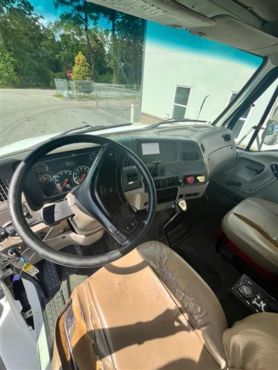 2004 Sterling L9500