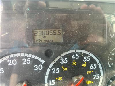 2004 Sterling L9500