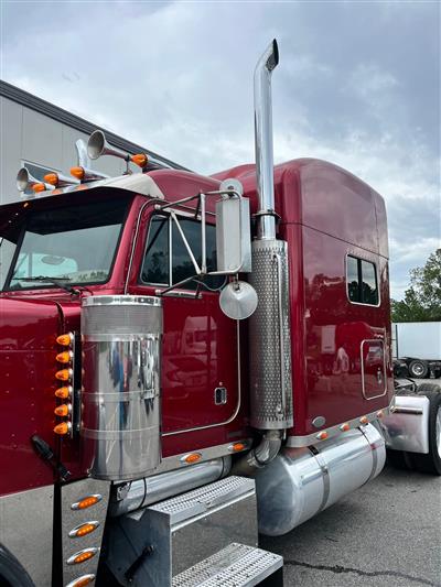 2005 Peterbilt 379