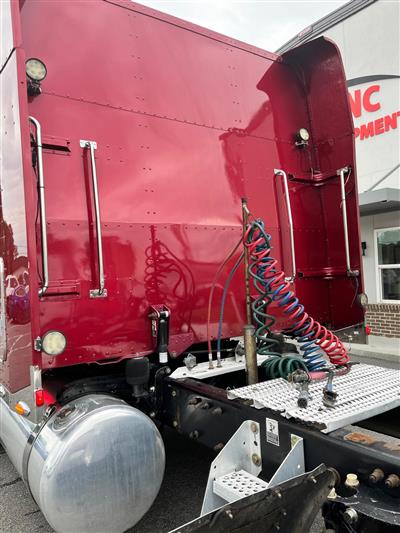 2005 Peterbilt 379