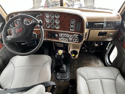 2005 Peterbilt 379