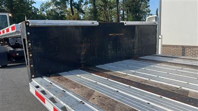 2014 Fontaine 53 ft T/A Spread Axle Step Dec