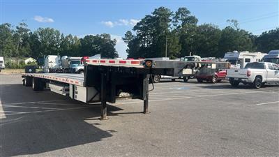 2014 Fontaine 53 ft T/A Spread Axle Step Dec