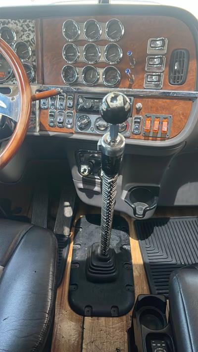 2006 Peterbilt 379