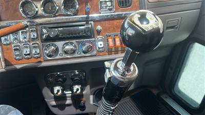 2006 Peterbilt 379