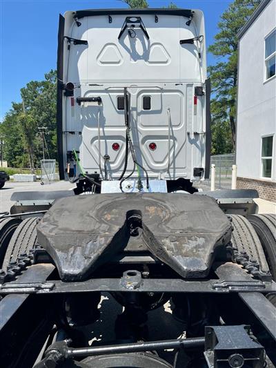 2011 Freightliner Cascadia