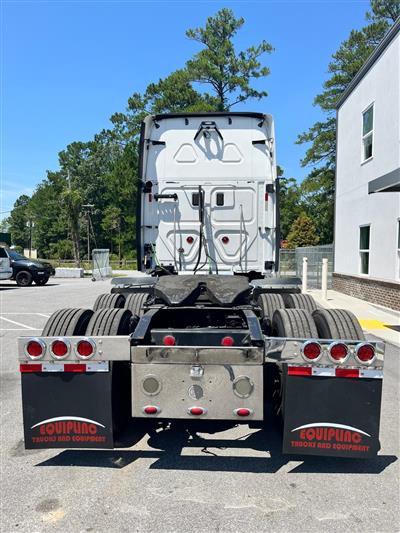2011 Freightliner Cascadia