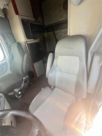 2011 Freightliner Cascadia
