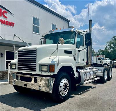 2014 Mack CHU613