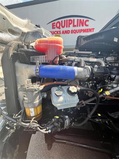 2021 Freightliner CASCADIA 126