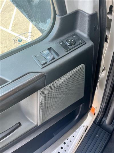 2021 Freightliner CASCADIA 126