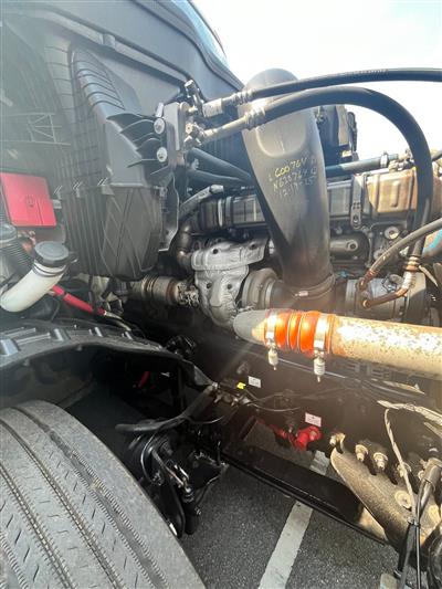 2021 Freightliner CASCADIA 126