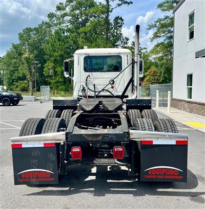 2012 Mack CXU613 DAY CAB