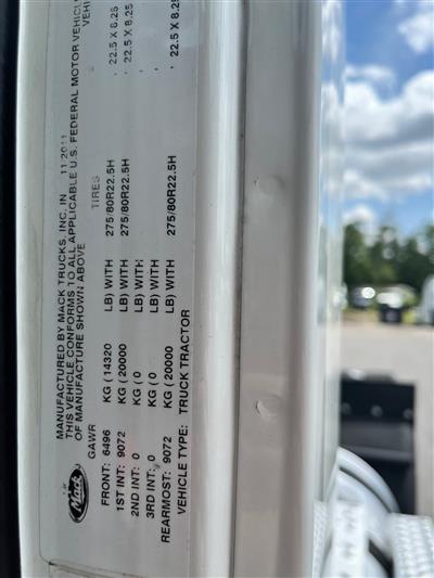 2012 Mack CXU613 DAY CAB