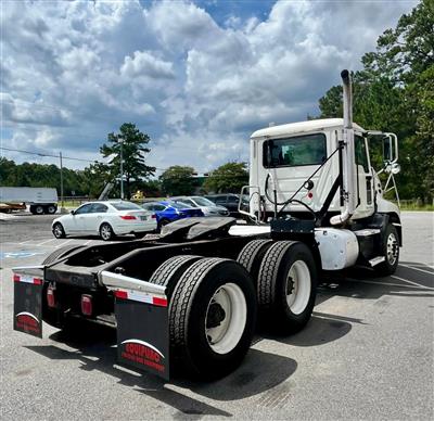 2012 Mack CXU613 DAY CAB