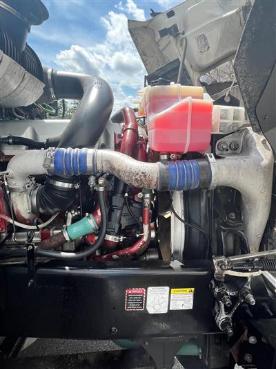 2012 Mack CXU613 DAY CAB