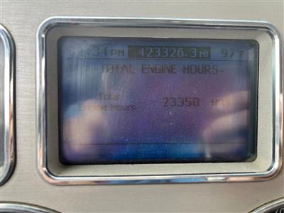2012 Mack CXU613 DAY CAB