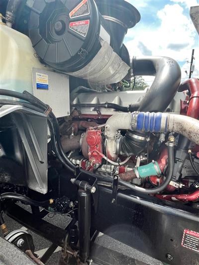 2012 Mack CXU613 DAY CAB