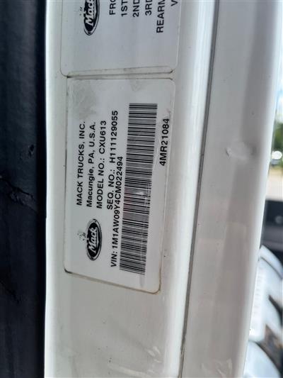 2012 Mack CXU613 DAY CAB