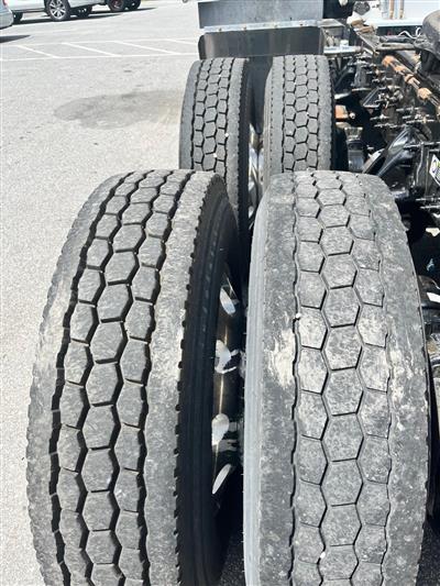 2019 Peterbilt 579