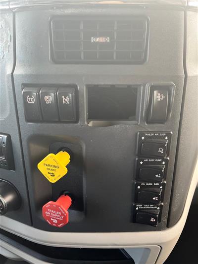 2019 Peterbilt 579