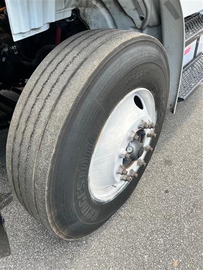 2019 Freightliner M2 106