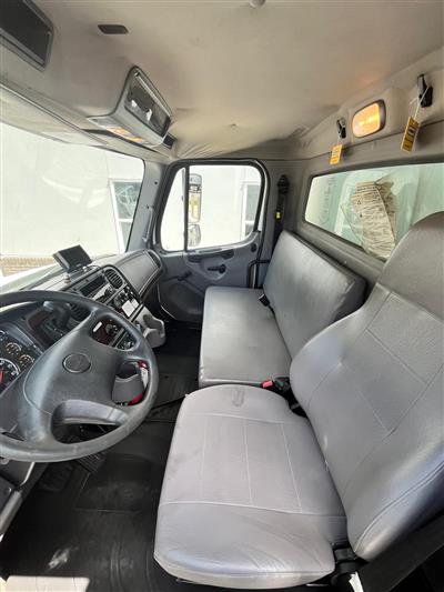 2019 Freightliner M2 106