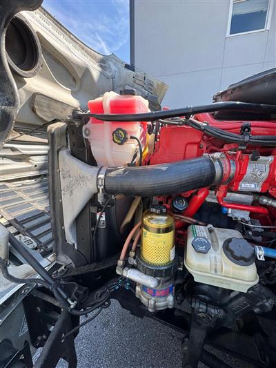 2016 Freightliner Cascadia 125