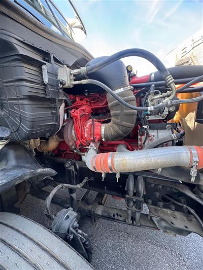 2016 Freightliner Cascadia 125