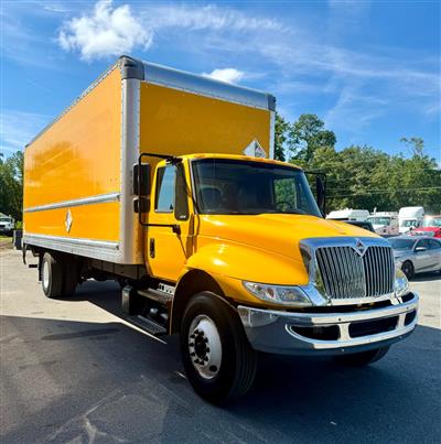 2019 International DURASTAR 4300