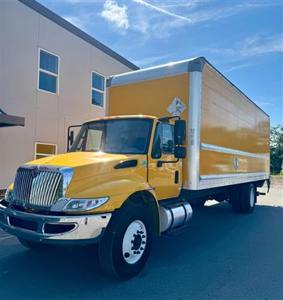 2019 International DURASTAR 4300