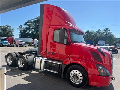 2017 Volvo VNL64