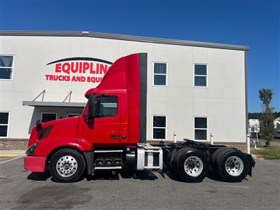 2017 Volvo VNL64