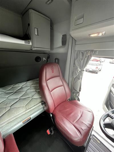 2020 Kenworth T680