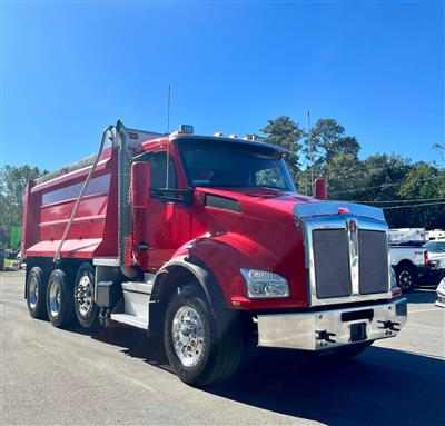 2020 Kenworth T880 TRI AXLE DUMP TRUCK