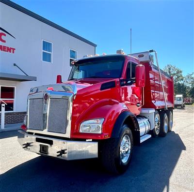 2020 Kenworth T880 TRI AXLE DUMP TRUCK