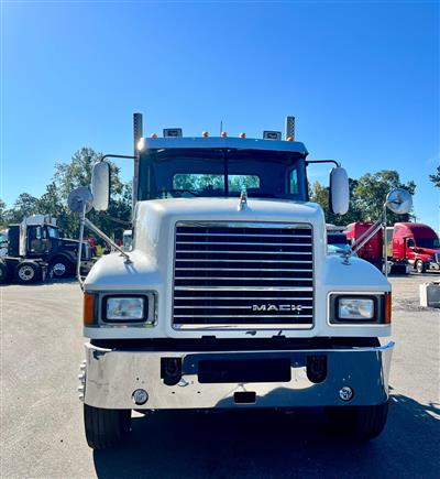 2014 Mack CHU613